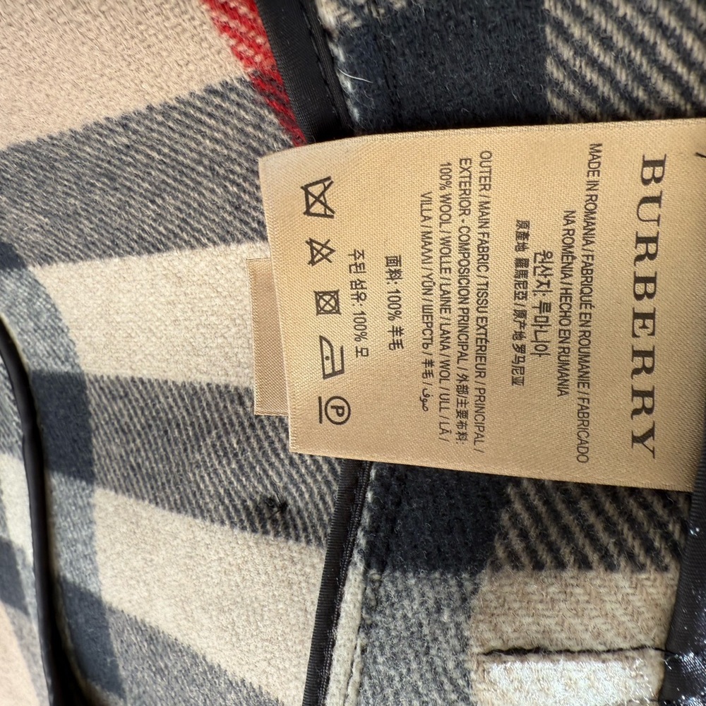 Burberry Britt Wool Black Coat w/ Hood & Signature Check Lining & Toggle • 2 - Picture 14 of 14